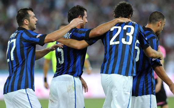 一名主教练 一名主教练