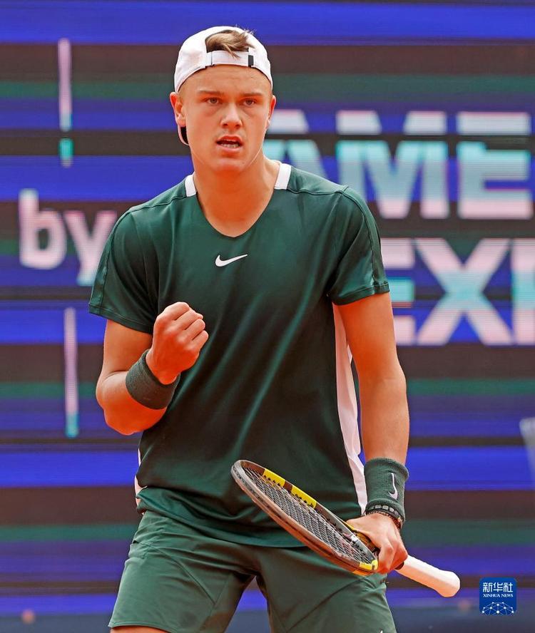 历史地位要 历史地位要