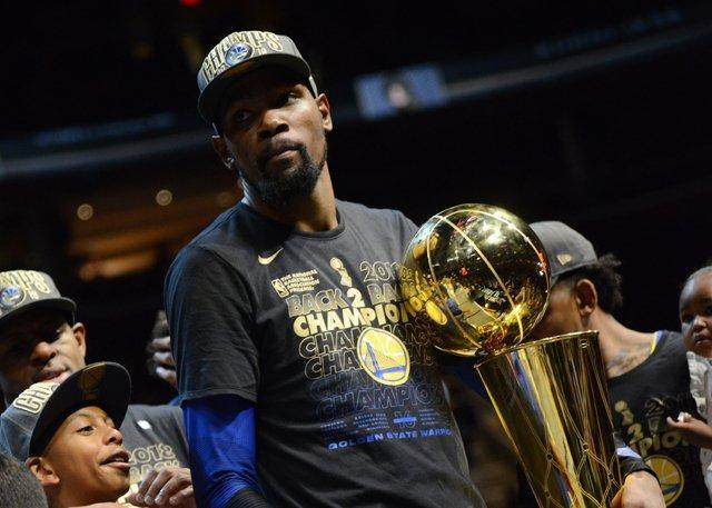 英雄会成为 英雄会成为