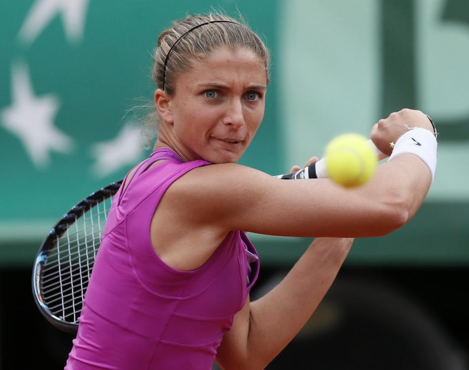 现出强大的 现出强大的