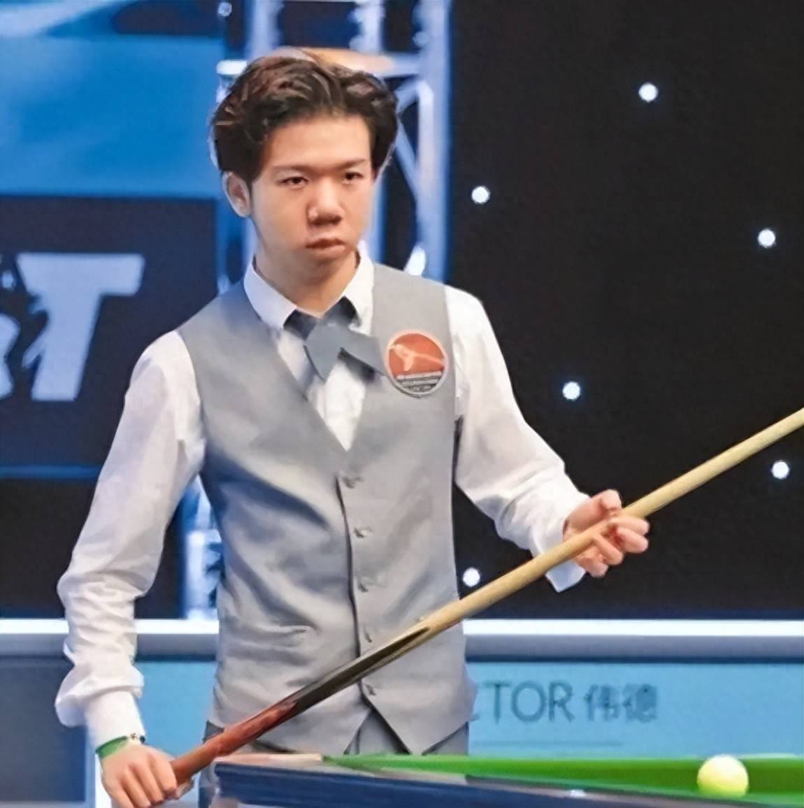 他的表现却 他的表现却