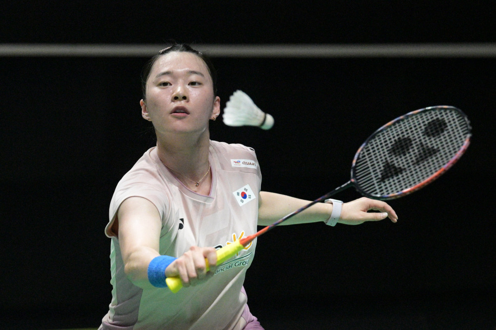 包的背后都 包的背后都